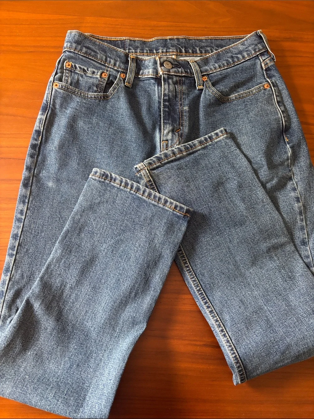 Levis classic straight